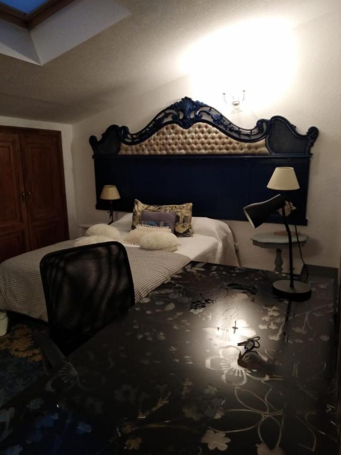 Patricia Hotel Villaviciosa de Odon Ngoại thất bức ảnh